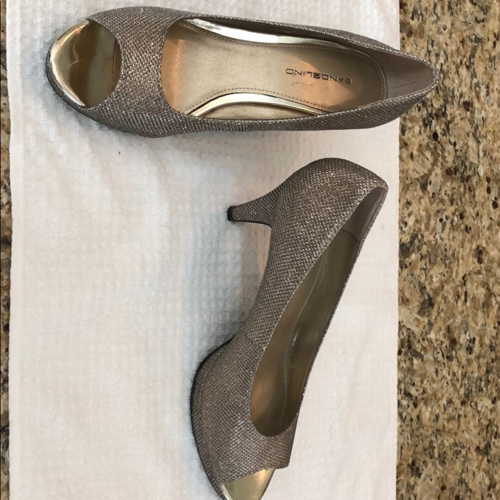 Bandolier Pumps